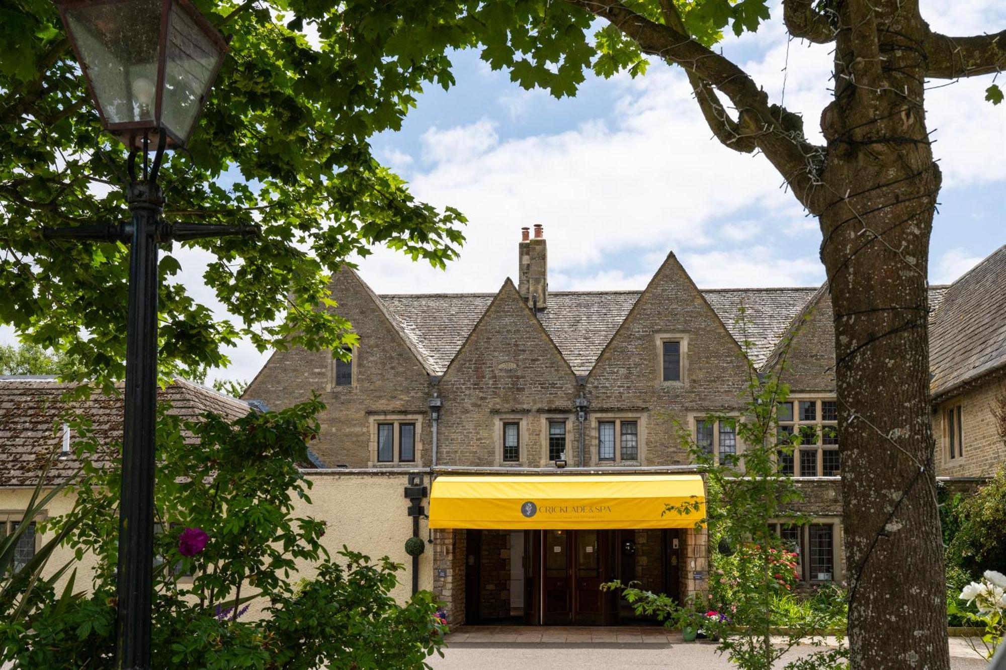 Cricklade House Hotel, Sure Hotel Collection By Best Western Bagian luar foto